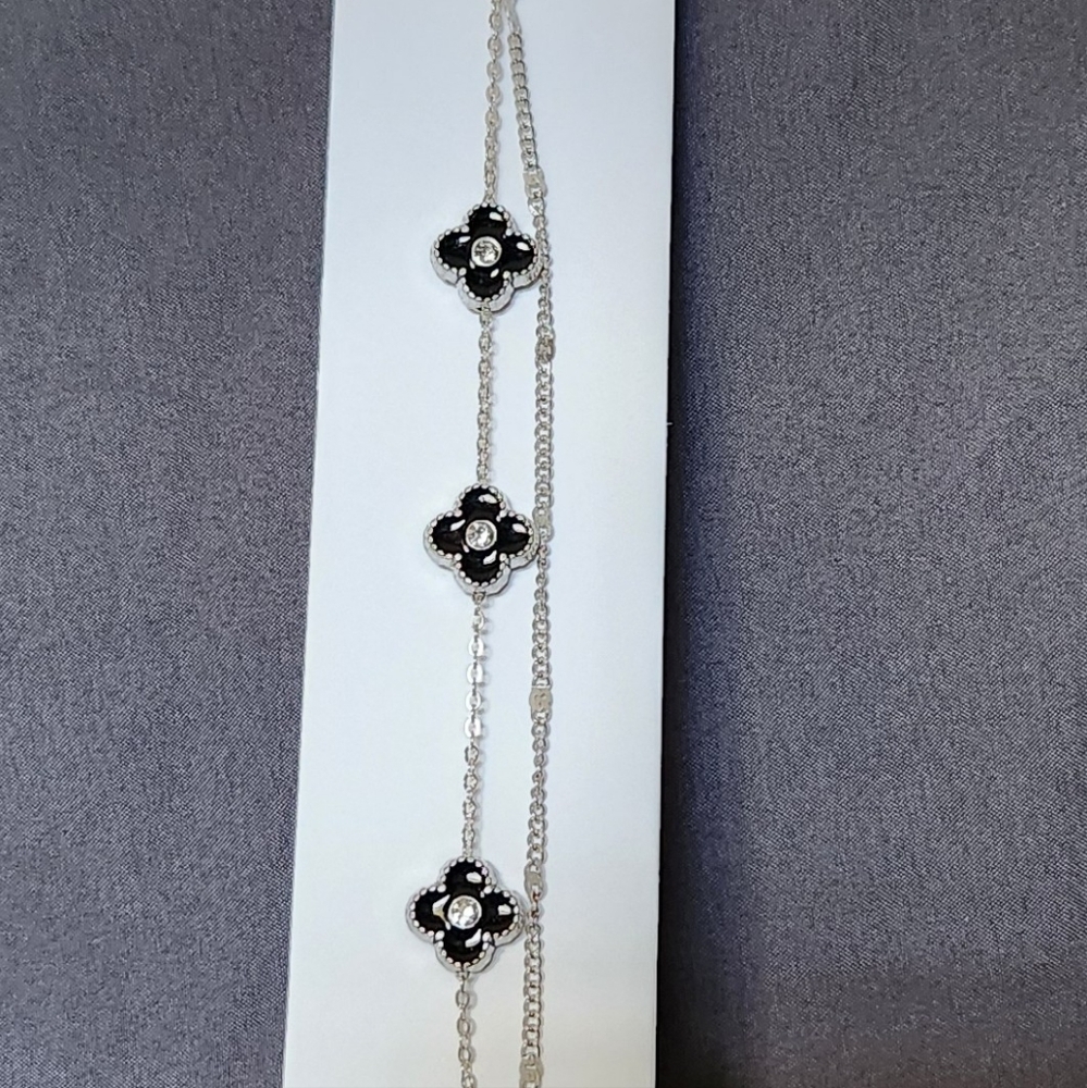 Enamel Charm Clover Bracelet
